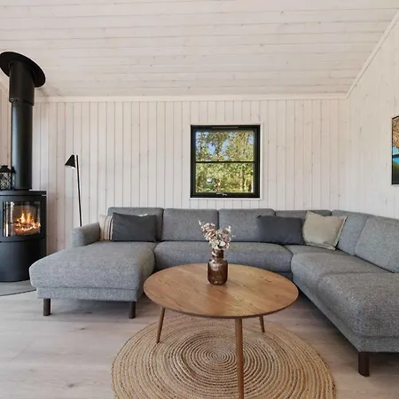 Modern Near And Nature *